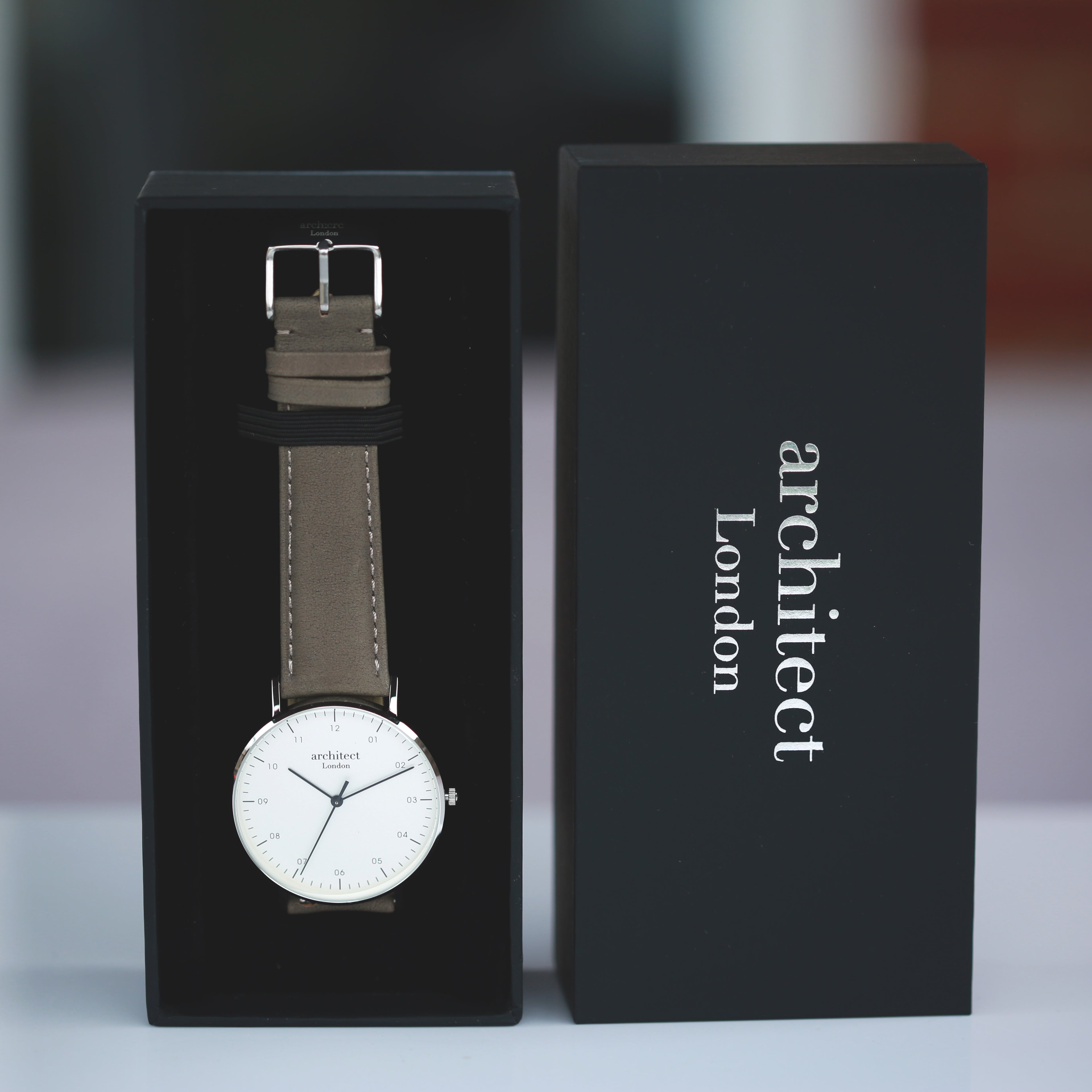 Modern Font Engraving - Men's Architect Zephyr + Urban Grey Strap - Wear We Met